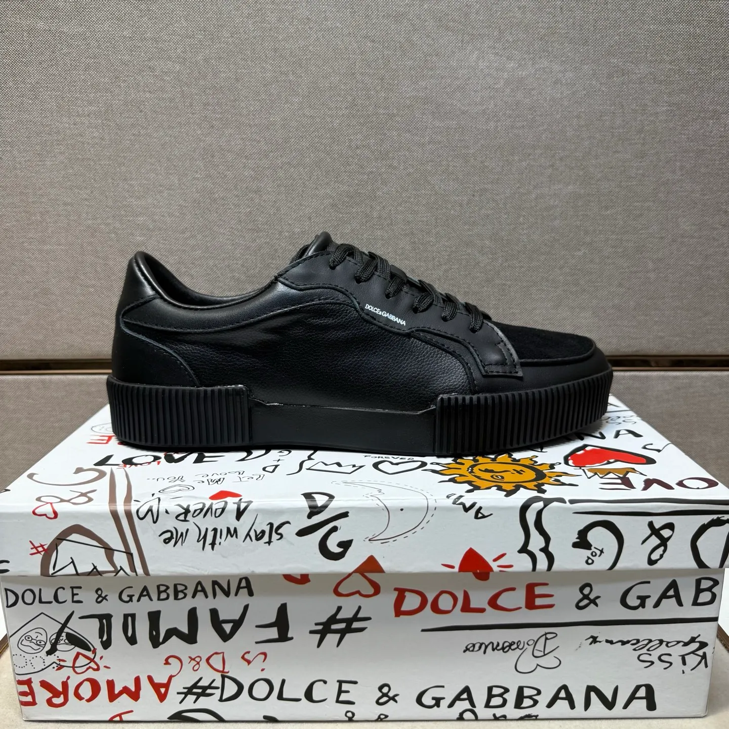 ⬛️Men's shoes 💰p400 [DG～] Men's casual shoes, on sale at the same time in 2025z cabinet 🔶Size: 38-44#️⃣ 🔷2 colors🔜The upper is made of multi-material splicing➕Genuine leather lining, comfortable and breathable, sole: original comfortable, wear-resistant and non-slip outsole, ⚠️Real thing📱Photographed🎬The real thing is better📢📢📢